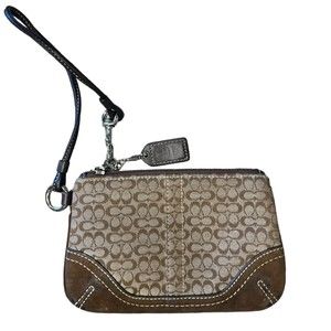 VINTAGE Coach Signature Wristlet
